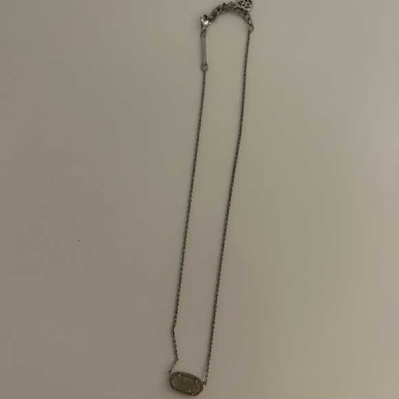 Silver Kendra Scott Necklace - Picture 1 of 2